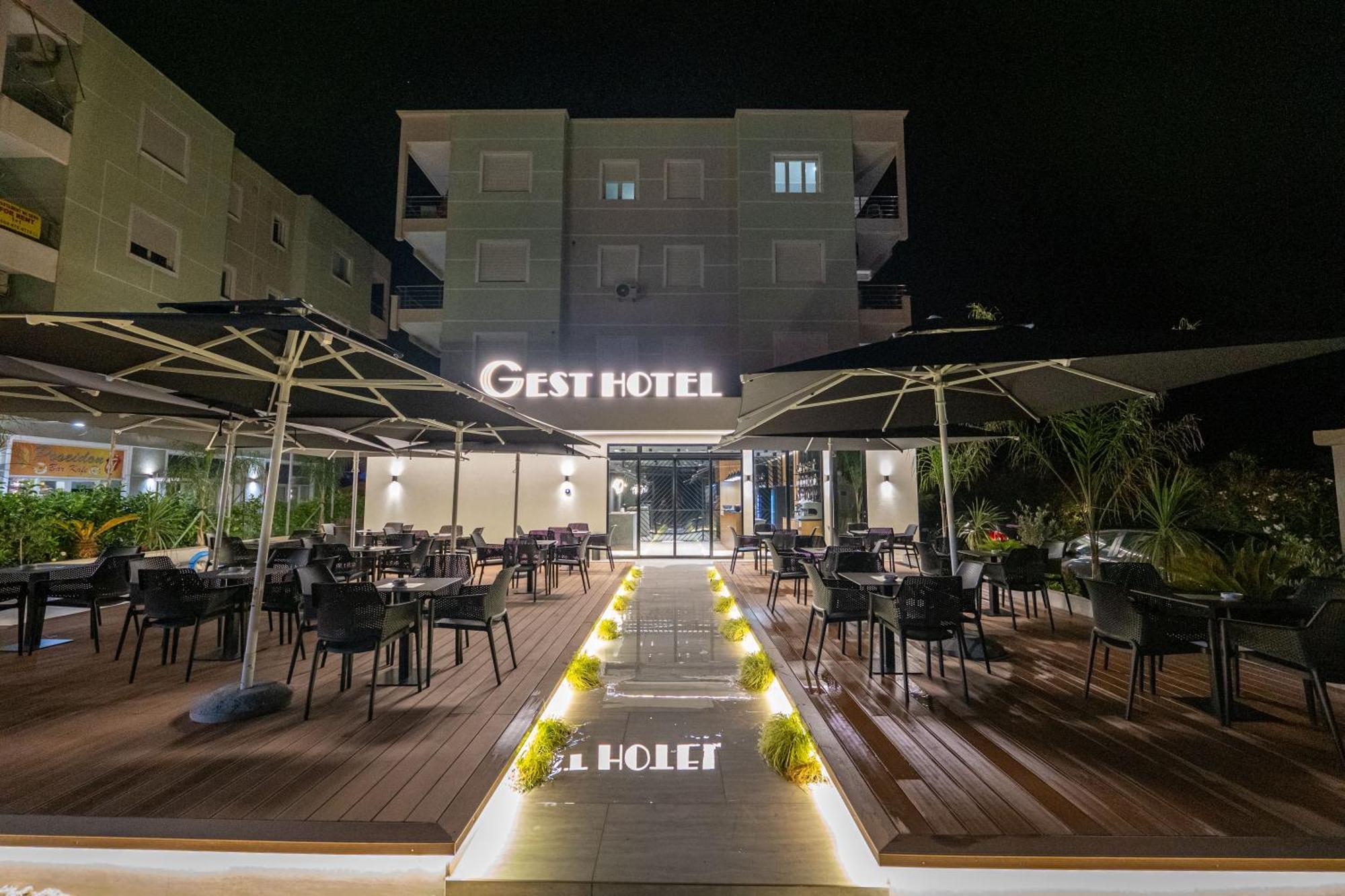 Gest Hotel Radhimë Exterior foto